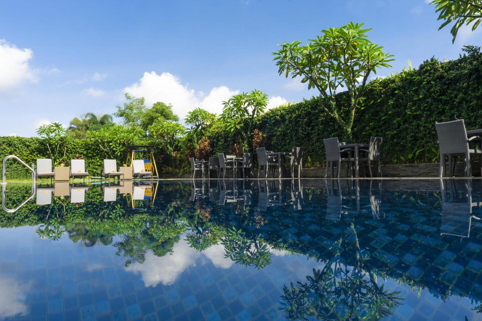 Solaris Hotel Malang Eksteriør bilde